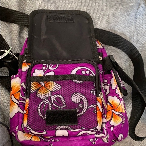 Hawaiian 🌺 Crossbody Bag - Picture 5 of 10
